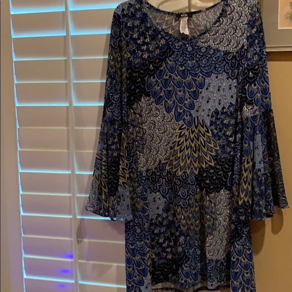 Cute Boho Dress by MSK w/Bell sleeves. Size Large